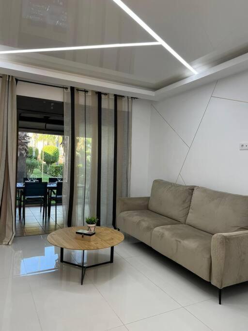 Morderno & Elegante Adosado En Roda Golf & Beach Resort Экстерьер фото